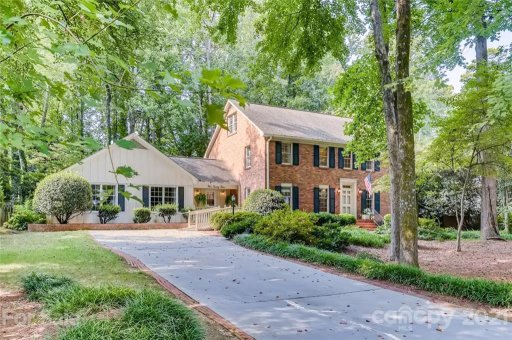 523 Robmont Road