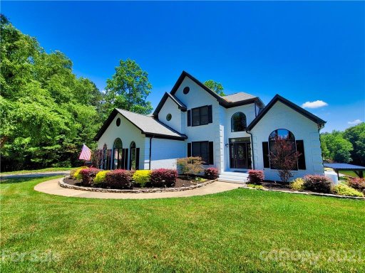 211 Bullfinch Road