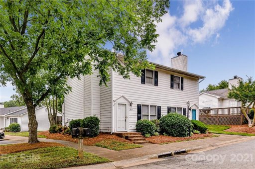 5918 Crape Myrtle Lane