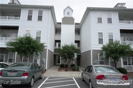 18801 Oakhurst Boulevard 3F