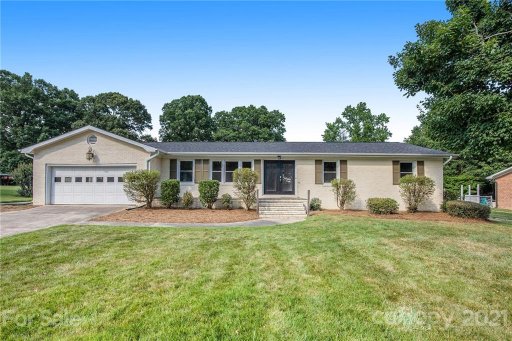 6420 Lynwood Drive