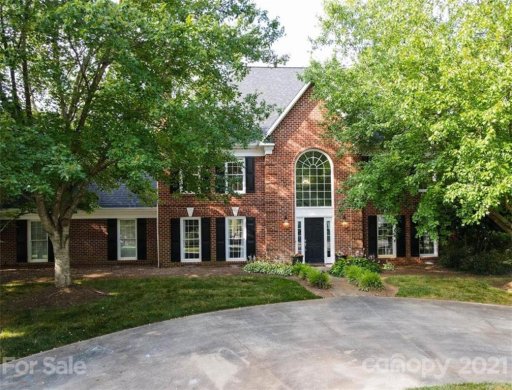 1951 5th Street Lane