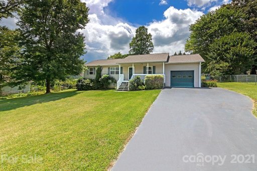 311 Hunters Ridge Drive