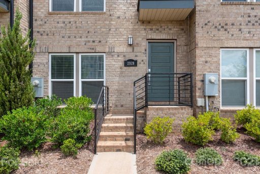 2920 Grand Union Way