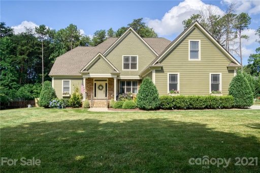 257 Woodstream Circle