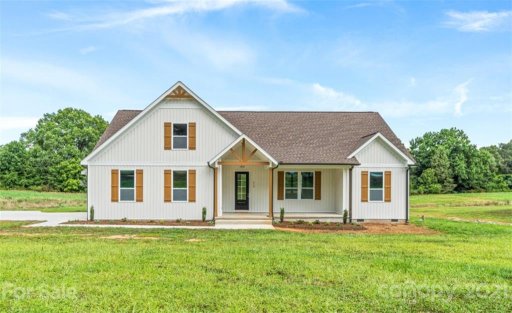 219 Lone Pine Road