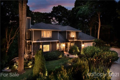 21 Crowningway Drive