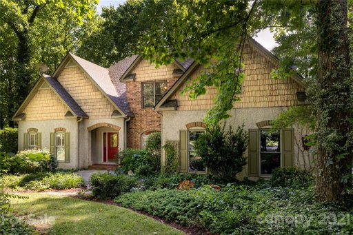 601 Black Walnut Court