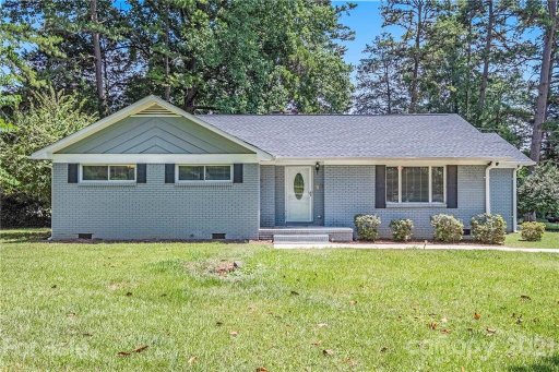 6414 Elmwood Circle