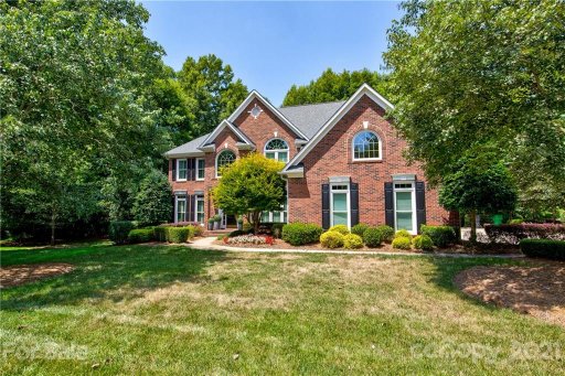 8624 Edgewood Grove Trail