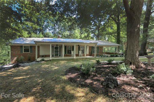 340 N Oakwood Drive