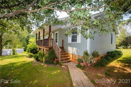15 Birch Crest Drive