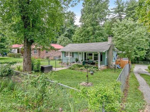 1015 Mountain View Street