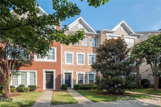 9952 Evergreen Terrace Drive