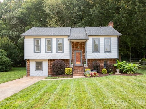 1607 Teddington Drive