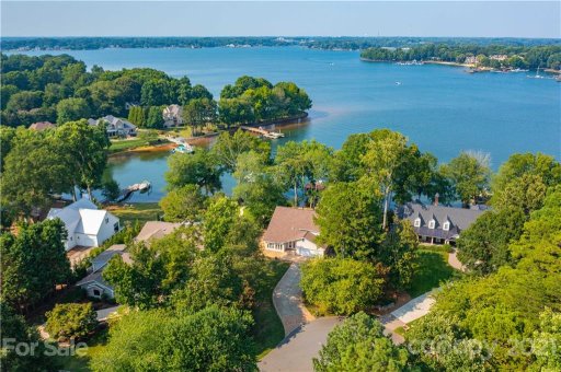 21512 Lake Point Lane