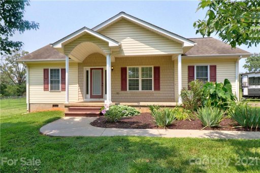 1045 Tabor Road