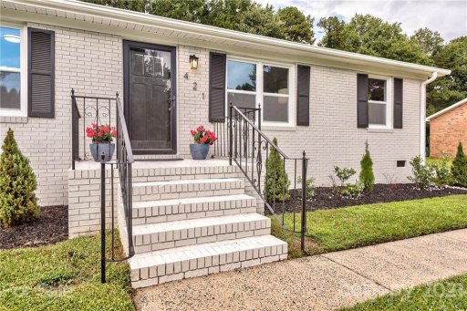 421 Catawba Circle