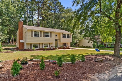 906 Bedrock Road
