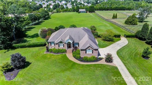 1212 Rosehill Drive