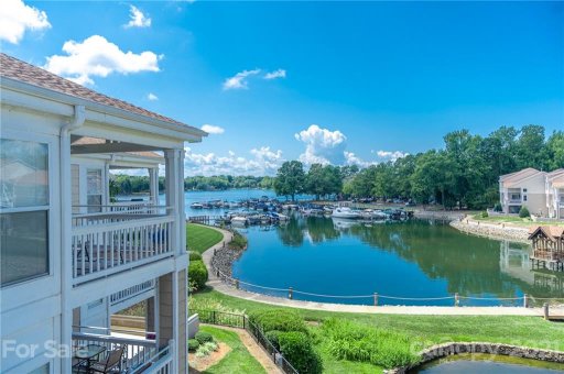 1136 Torrence Circle