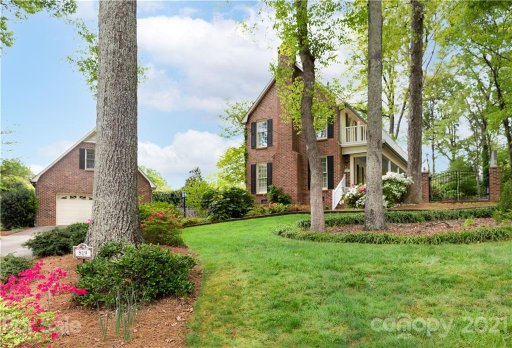 819 Willowhaven Court