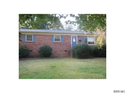 2625 Meadow Lark Lane