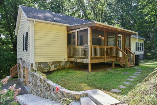369 Hengestone Cove