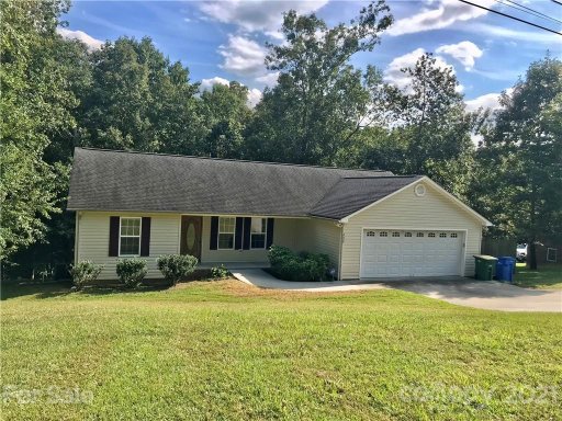 411 Woodcrest Lane