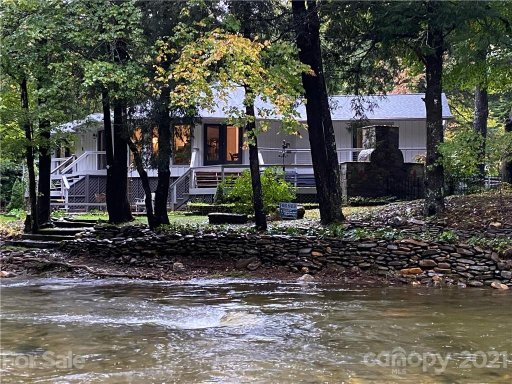 201 Riverlinks Drive