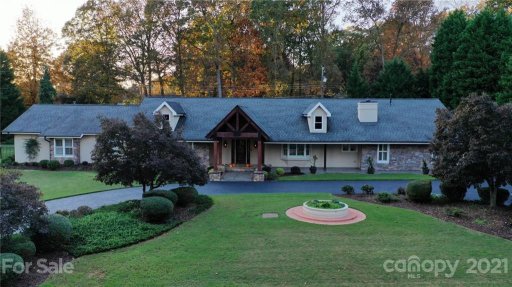 3627 Sherwood Circle