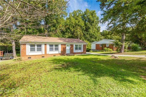 320 Wooddale Drive