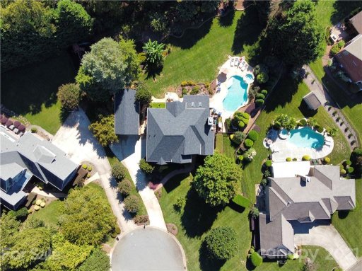 108 Castle Bay Court