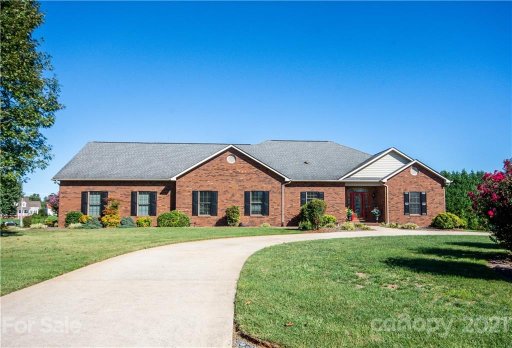250 Meadow Oaks Drive