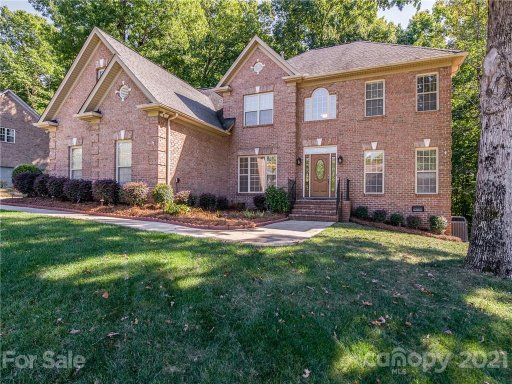 1004 Potters Bluff Road