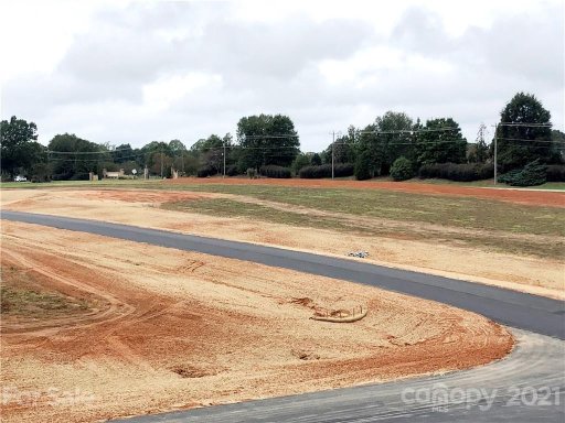 1050 Rolling Meadows Drive 12