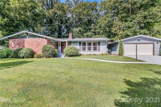 82 N Greenwood Forest Drive