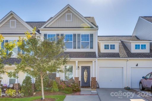 960 Summerlake Drive