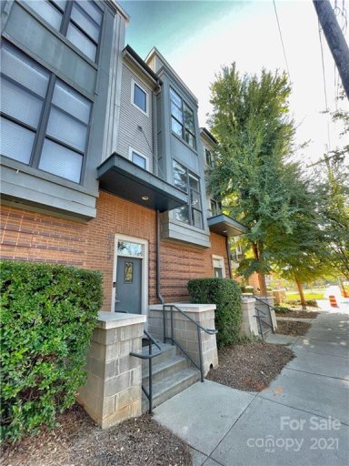 945 E 7th Street 147