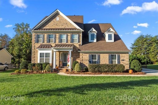 138 Monteray Oaks Circle