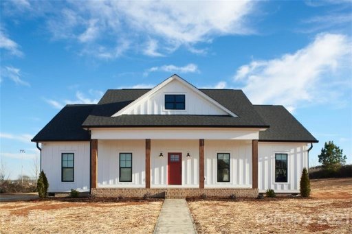 254 Pinnacle Crossing