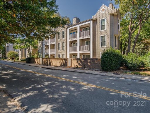 238 S Cedar Street 1