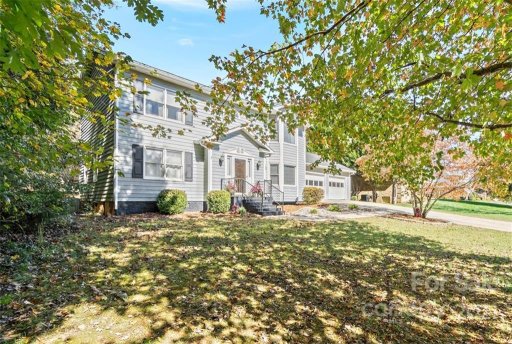 305 Willowbrook Drive