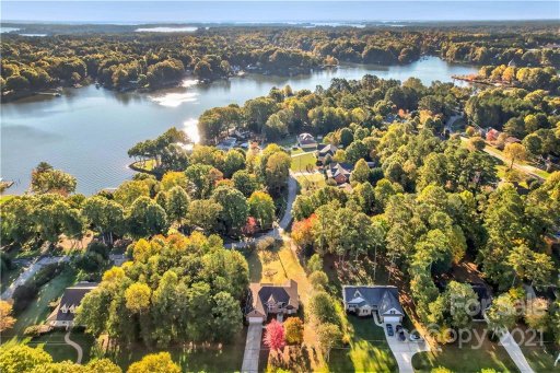 7418 Pine Ridge Drive