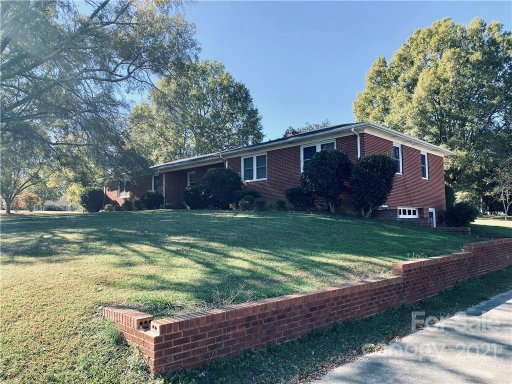 793 Lauras Lane