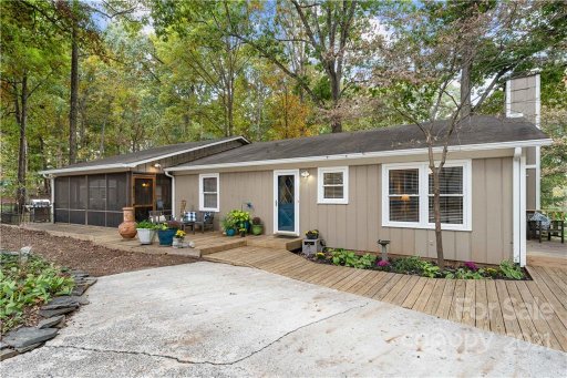 19916 Schooner Drive