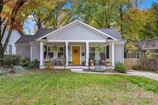 1044 Lunsford Place