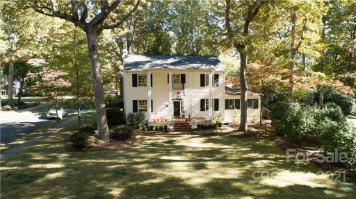 638 Forest Lane