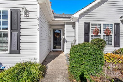 2220 Meadecroft Road