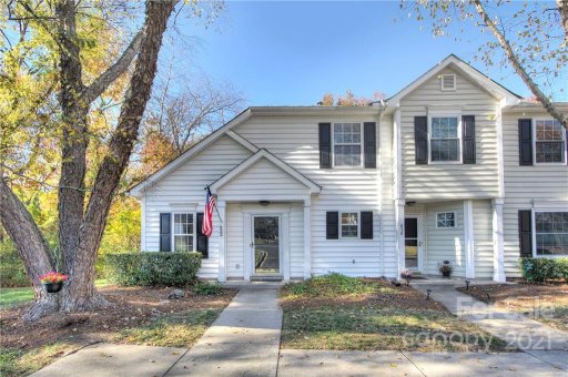 932 Heritage Parkway